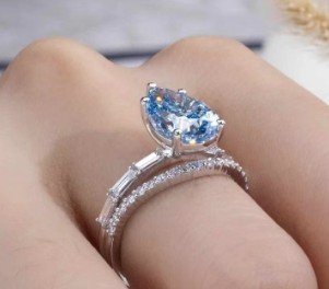 Waterdrop Blue Diamond Ring