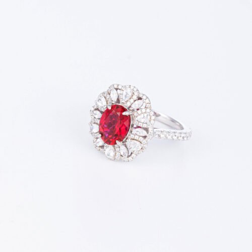 SKU_03_培育红宝戒指 2-carat pigeon blood red grown ruby oval ring set