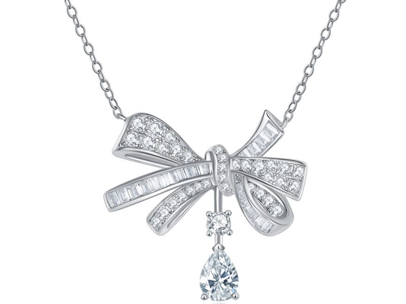 Light luxury bow droplet pear shaped moissanite silver plated 18k gold necklace